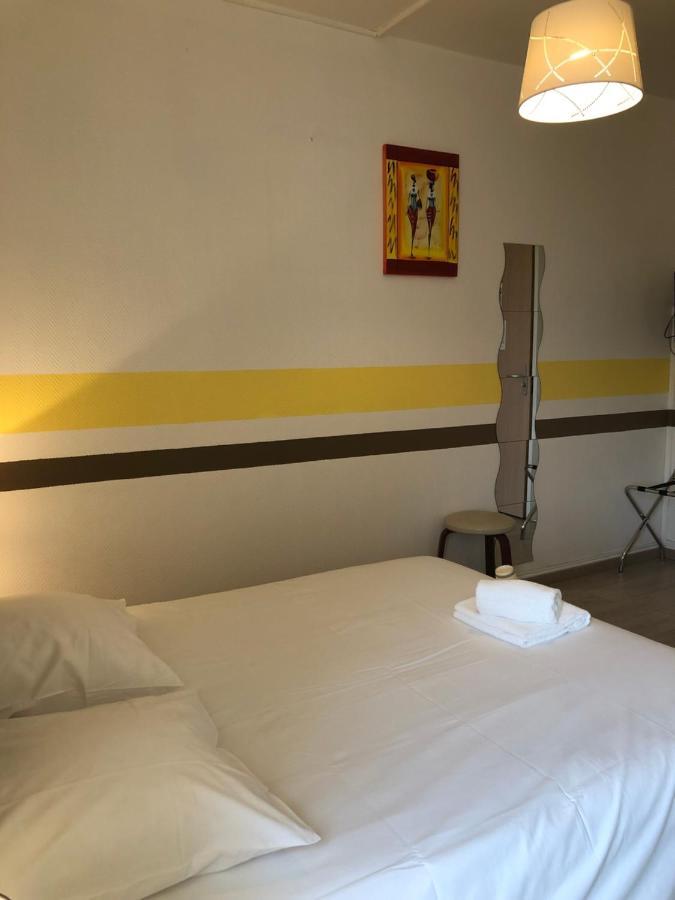 Enzo Hotels Neufchateau By Kyriad Direct エクステリア 写真