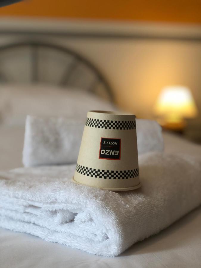 Enzo Hotels Neufchateau By Kyriad Direct エクステリア 写真